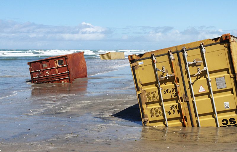 Rena : Container Ship Runs Aground : Tauranga : New Zealand : Personal Photo Projects :  Richard Moore Photography : Photographer : 